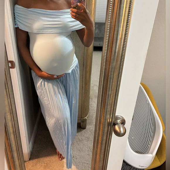 Elegant Blue Maternity Dress (Baby Shower) - Picture 5 of 8